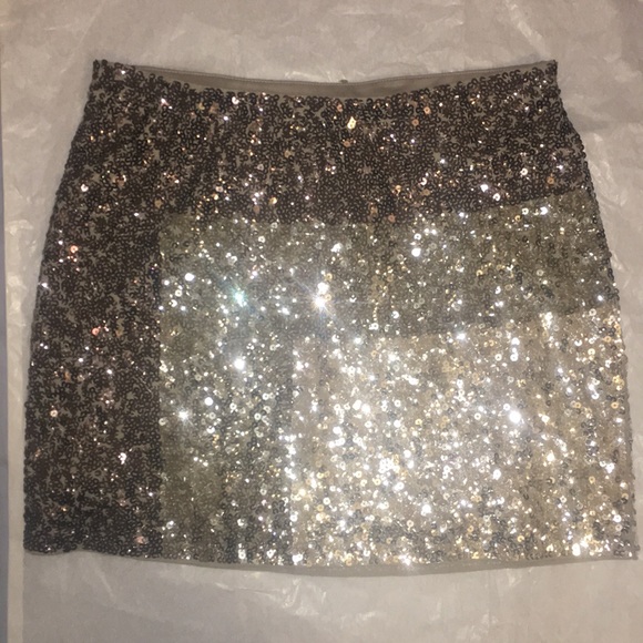 Express Color Block Silver Gray Sequin Mini Skirt - Picture 2 of 7